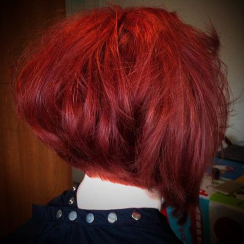 Red  Inverted  Bob