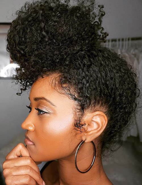 Pineapple knot protective hairstyle