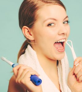 3 Unbelievable Reasons You Must Scrape Your Tongue Today (If You Haven’t Already)