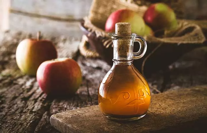 Pimple Marks Ke Liye Apple Vinegar