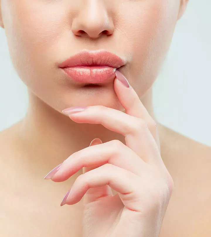 होठों का कालापन दूर करने के 10 प्राकृतिक उपाय – Dark Lips Treatment at Home in Hindi