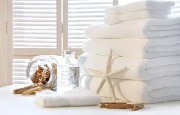 Dull And Yellowing White Linens