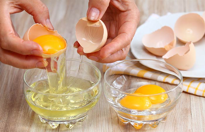 Gargle With Egg Whites in Hindi