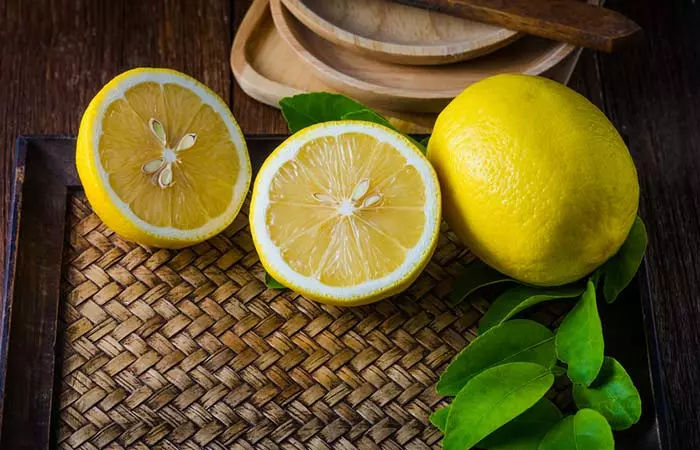Lemon Juice For Lip Pimples in Hindi
