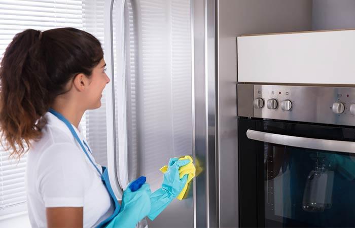 The “Make-It-Shine-Like-Silver” Stainless Steel Cleaner