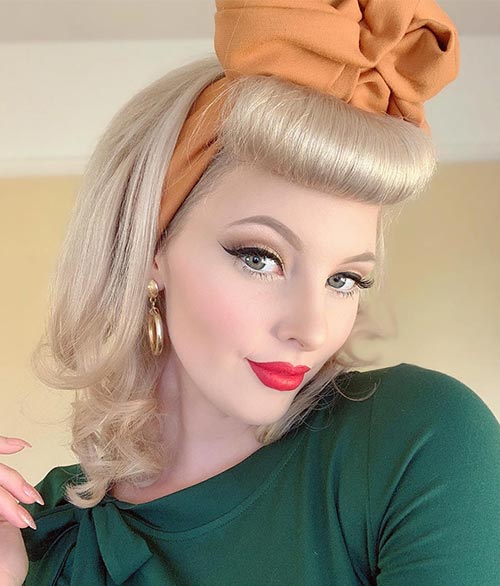 32 Fashionable Pin Up  Hairstyles 