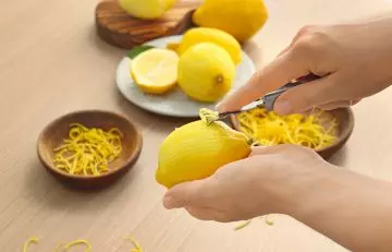 Here’s How Lemon Peels Help In Treating Joint Pains