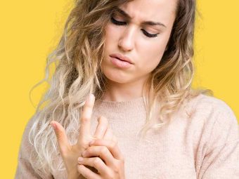Natural Ways To Heal A Jammed Finger – Causes And Symptoms