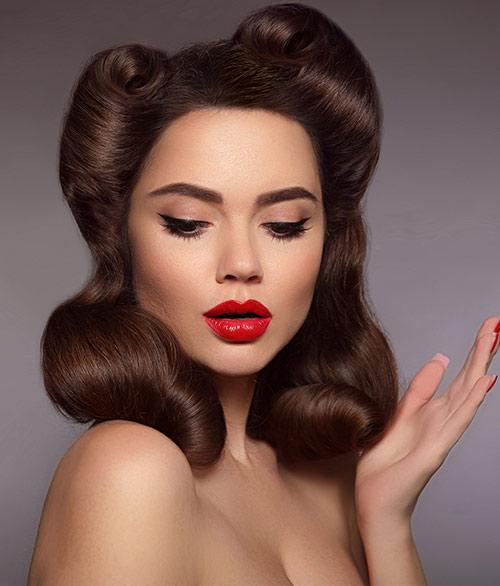 32 Fashionable Pin Up Hairstyles