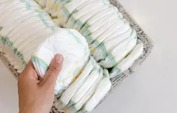 Diaper for a homemade ice pack
