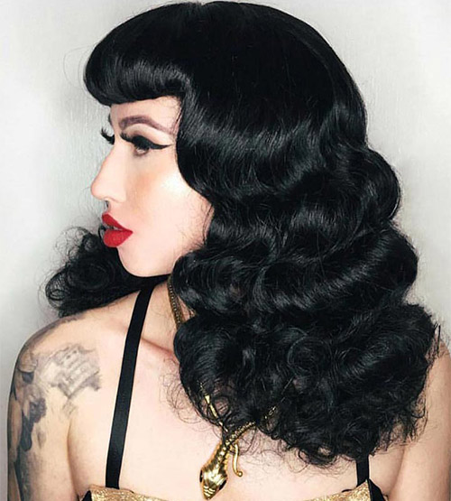 Bettie Page waves 1950s hairstyle