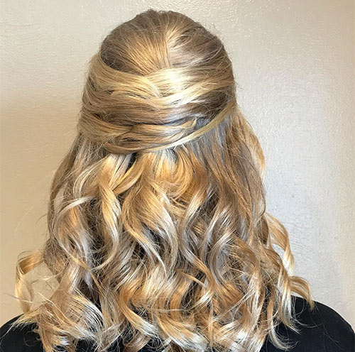 30 Best Homecoming Hairstyles To Make You Queen
