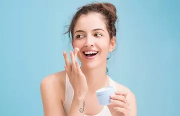 You Are Using Beauty Products That Are Clogging Your Pores