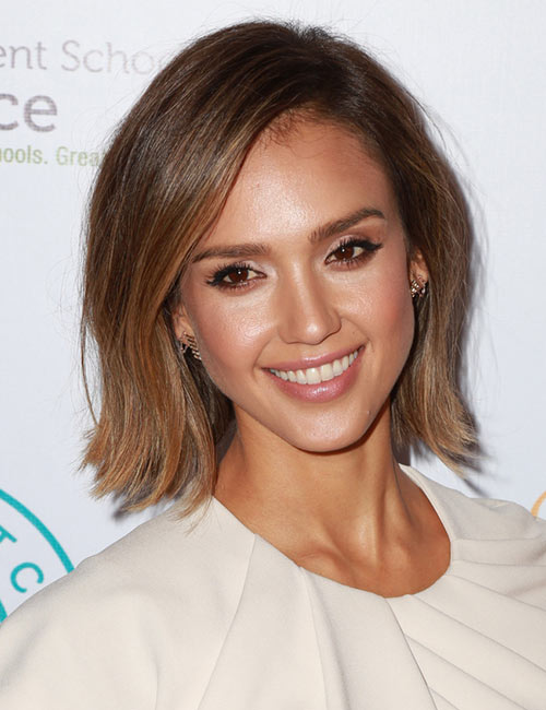 35 Chic Short Hairstyles For Oval Faces