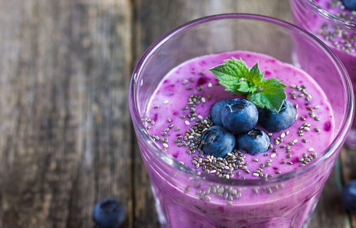 Blueberry and Chia Seed Smoothie