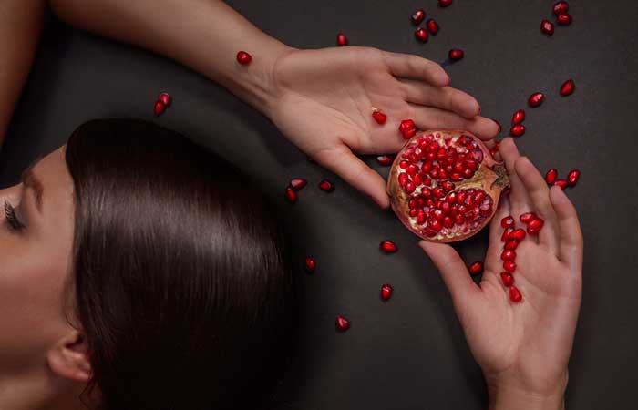 Hair Benefits of Pomegranate in Hindi