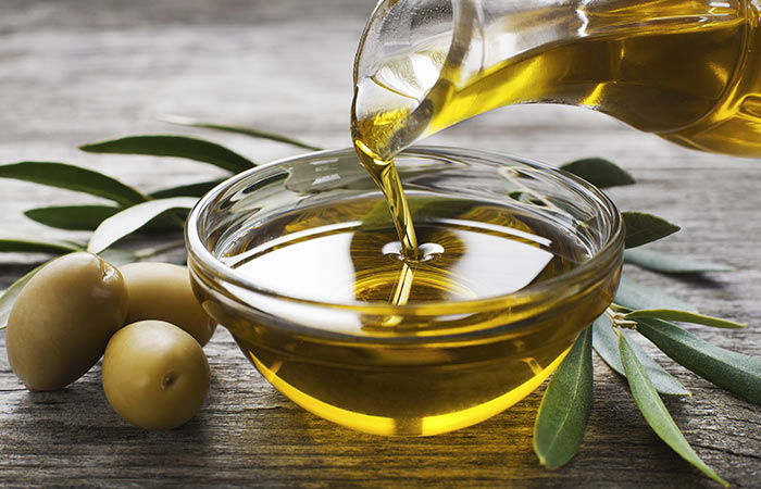 Massage With Olive Oil