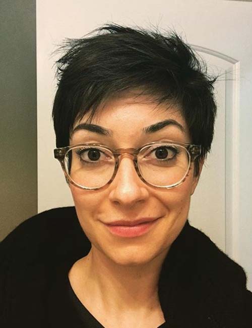 Messy pixie hairstyle for women with glasses