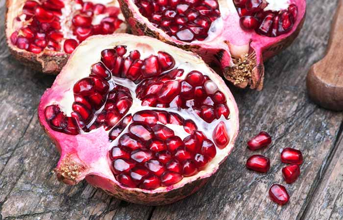 Side Effects of Pomegranate in Hindi