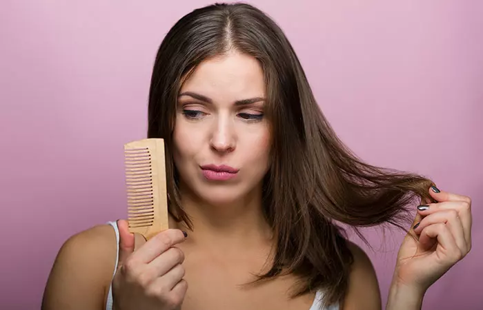 Stroking Hair A 100 Times In A Day Improves Hair Health