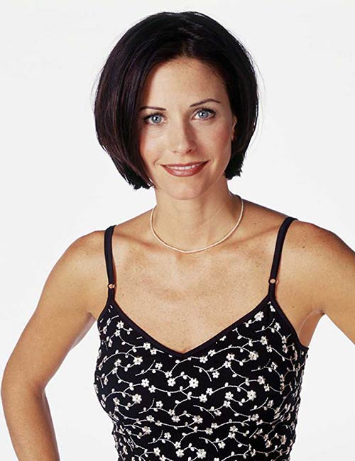 The Monica short hairstyle for oval face