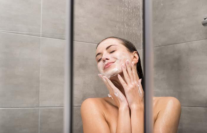 Shutterstock </p>
</div>
<p> Hot shower is tempting and you may not have enough of it after a tiring day. But your skin does not love her. Hot water is not beneficial to your skin because it releases its natural oils. Since the skin of your face is more delicate than the skin of the rest of your body, it certainly does not like the hot water you bathe. There are several reasons for this. </p>
<p> First, the hot temperature can irritate the skin (<a href=