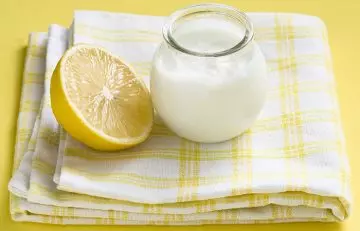 Yogurt With Lemon