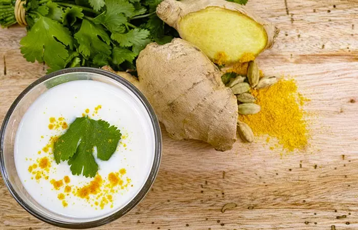 Yogurt With Turmeric And Gram Flour