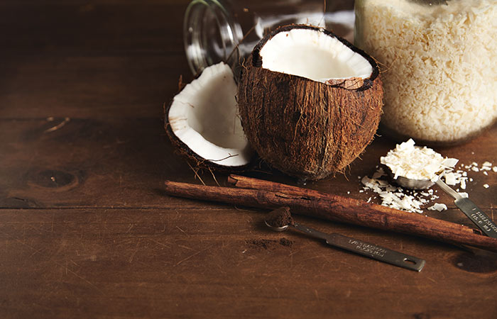 Benefits of coconut oil sugar scrub