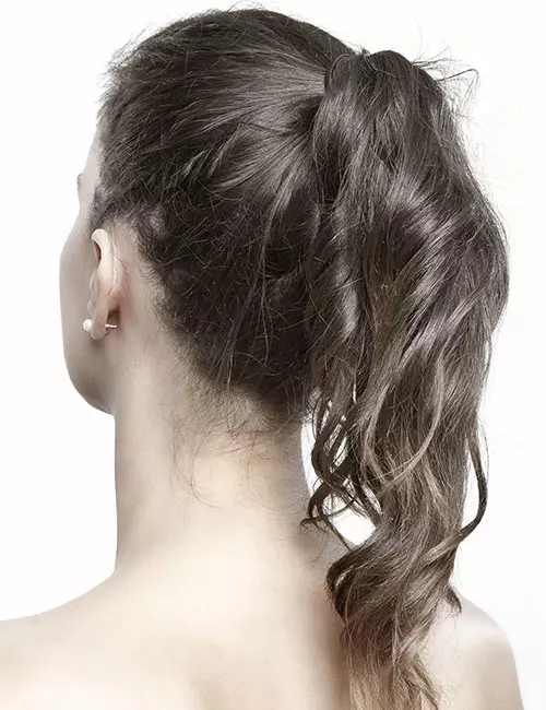 Curly ends ponytail for thin hair