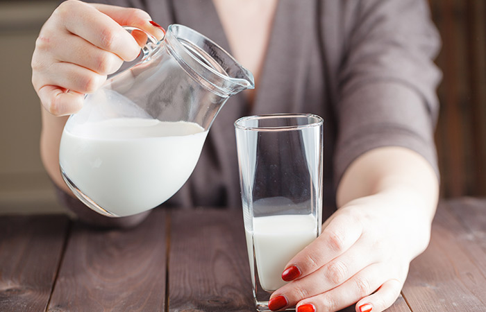 Drink milk to get rid of garlic and onion breath