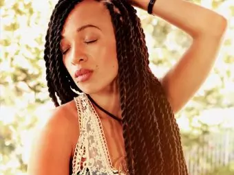 28 Extraordinary Marley Twists Hairstyles For Women To Try