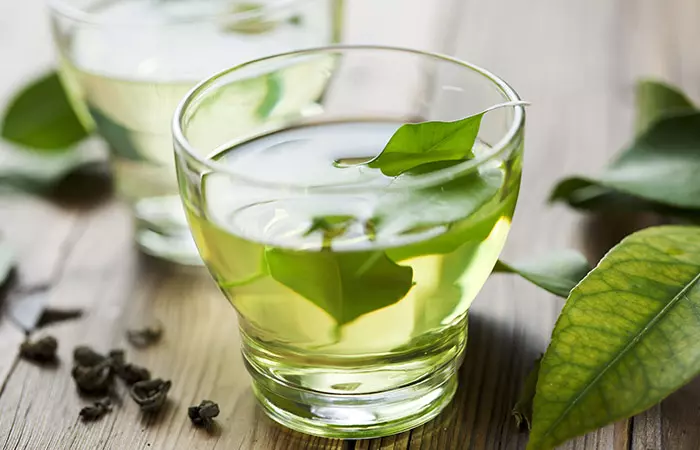 Green tea to get rid of garlic and onion breath