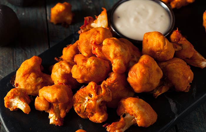 Low-Carb Vegan Buffalo Cauliflower