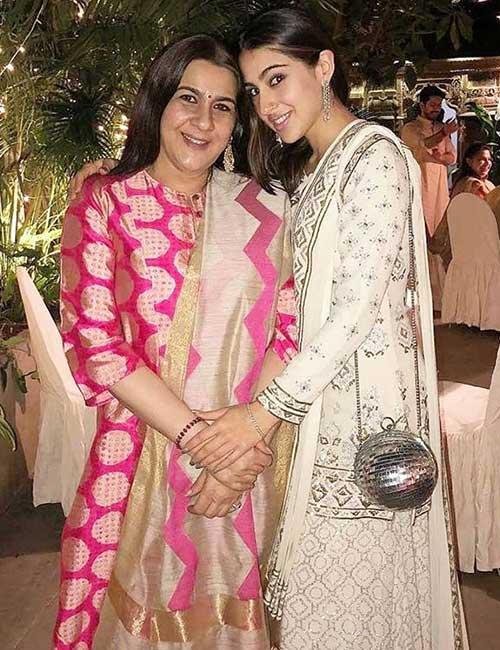 Amrita Singh and Sara Ali Khan