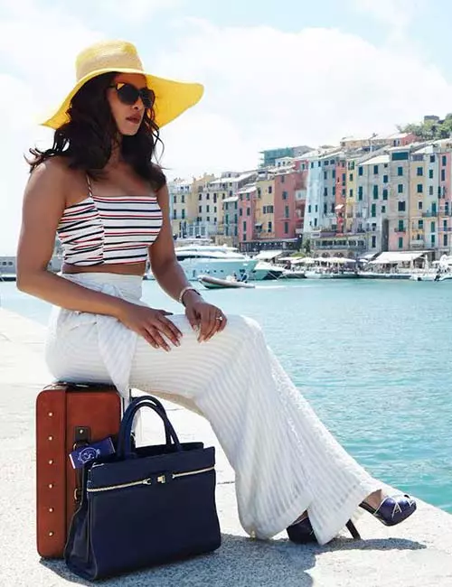 Ayesha (Played By Priyanka Chopra In Dil Dhadakne Do)