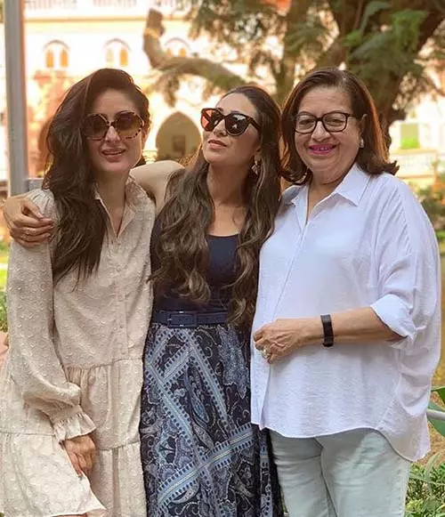 Babita And Karishma Kapoor