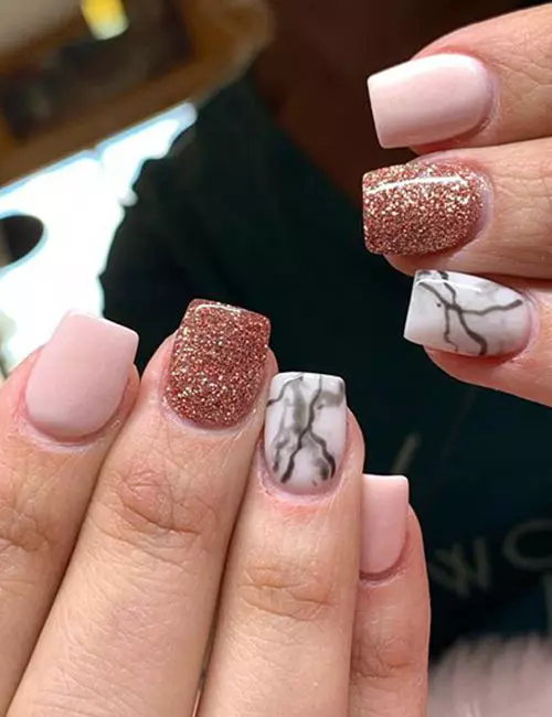 Glitz, Glamour, and Jelly