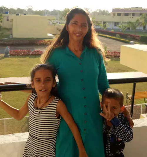 How Acid Attack Survivor Daulat Bi Khan Rose From The Ashes To Help Other Women Like Her Live With Dignity