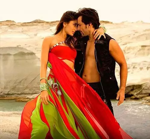Kareenas Show Stopping Size Zero