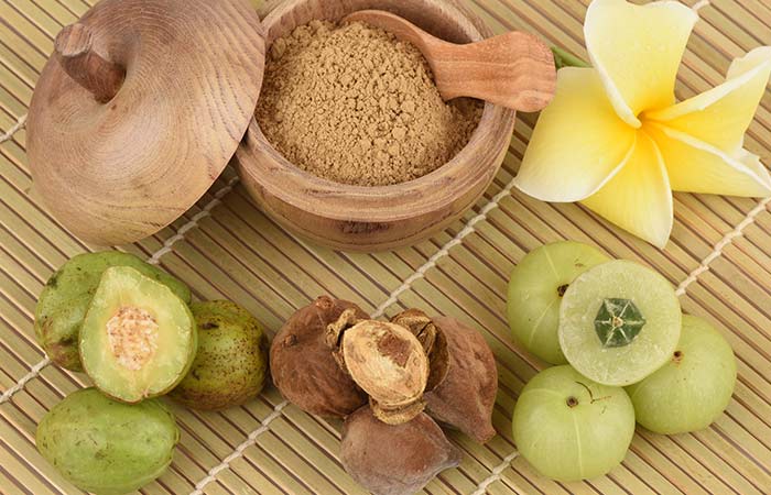 What is Triphala Churna in Hindi