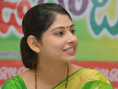 About Smita Sabhrwal