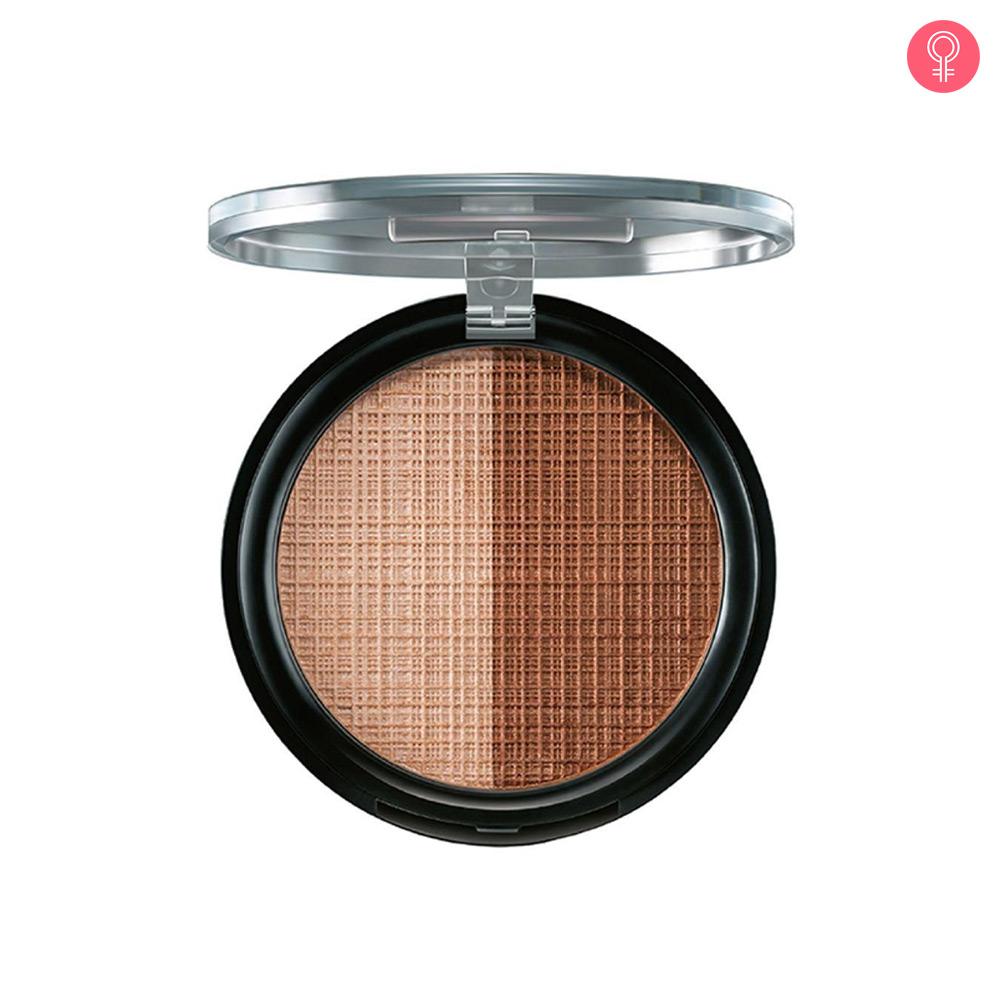 Lakme Absolute MoonLit Highlighter Reviews, Ingredients, Benefits, Shades, How To Use, Buy Online