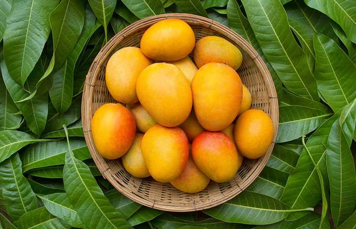 आम के 25 फायदे, उपयोग और नुकसान - Mango Benefits, Uses and Side Effects in Hindi