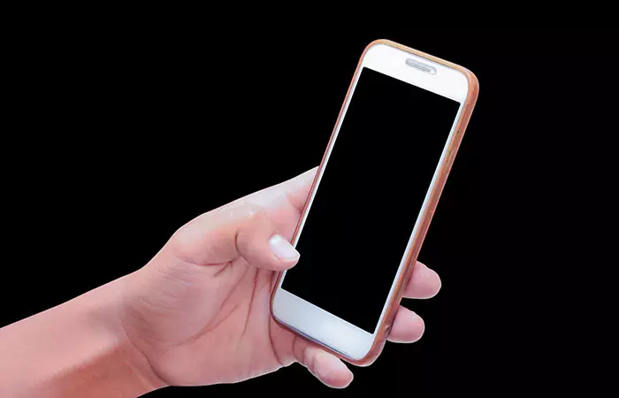 Holding Your Phone In One Hand And Using The Same Hand’s Thumb To Type And Scroll