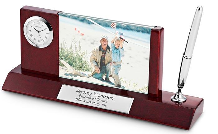 Personalized Pen Stand With Clock