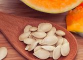कद्दू के बीज के फायदे, उपयोग और नुकसान - Pumpkin Seeds Benefits ...