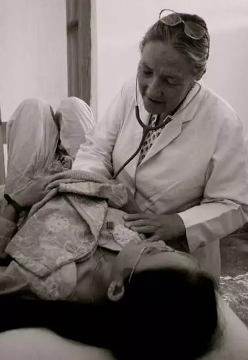 She Became The First Practicing Gynecologist In Leh