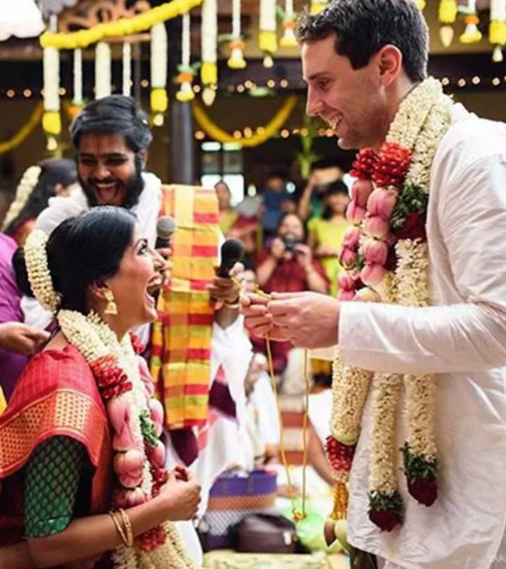 Single Mother Performs ‘Kanyadaan’ At Her Daughter’s Wedding; Inspired Others To Share Their Stories_image