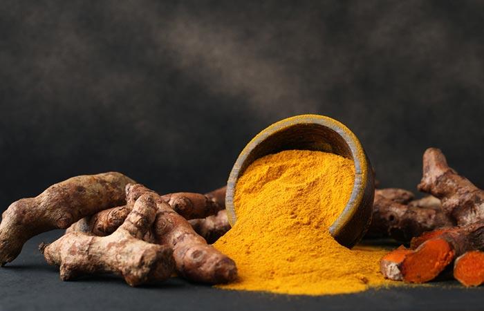 Treatment of fatty liver by turmeric